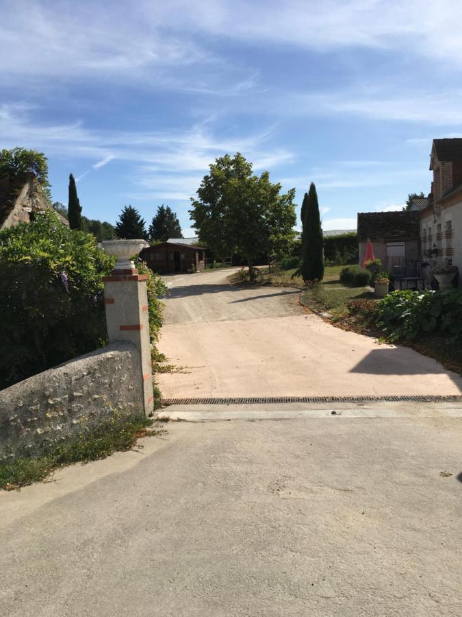 Bed and Breakfast La Ferme de la Maugerie Thoury Exterior foto
