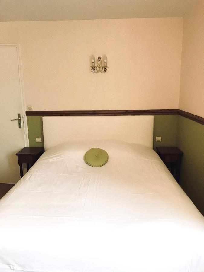 Bed and Breakfast La Ferme de la Maugerie Thoury Exterior foto